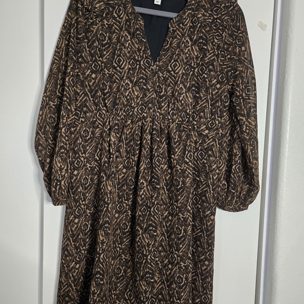 beach I Unch I Ounge Long Sleeve Patterned Dress Collection.